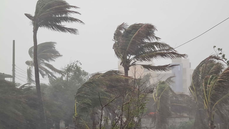রাতের মধ্যে ১৮ অঞ্চলে ঝড়ের আশঙ্কা, সতর্কতা জারি